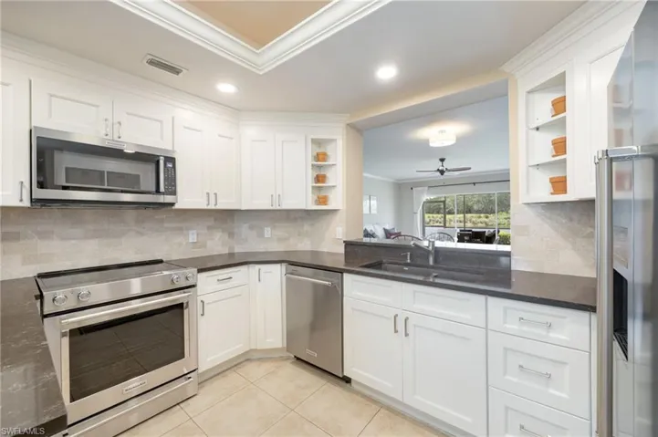 6240  Bellerive  AVE, Naples, FL 34119