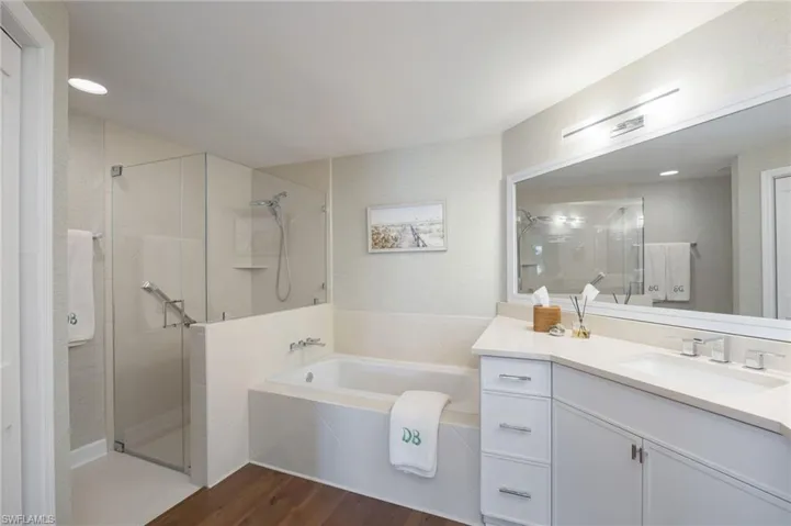 6240  Bellerive  AVE, Naples, FL 34119