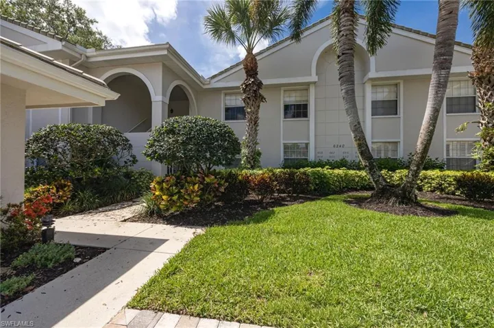 6240  Bellerive  AVE, Naples, FL 34119