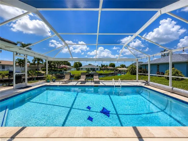 3714 Se 12th Ct, Cape Coral, Florida 33904