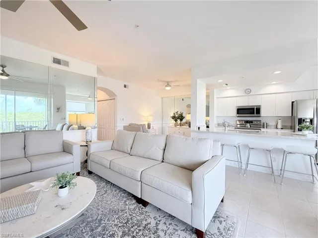 8555 Naples Heritage Dr 246, Naples, Florida 34112