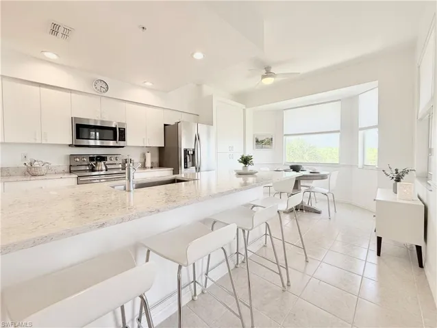 8555 Naples Heritage Dr 246, Naples, Florida 34112
