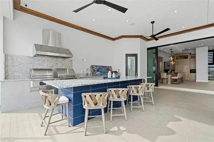 Lanai kitchen option