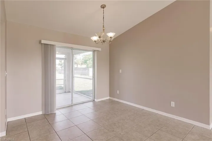 1502 SE 8th  PL, Cape Coral, FL 33990