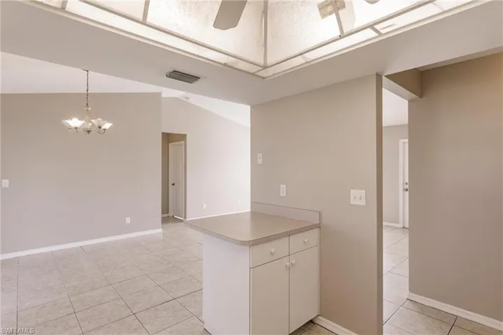 1502 SE 8th  PL, Cape Coral, FL 33990