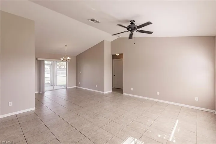 1502 SE 8th  PL, Cape Coral, FL 33990