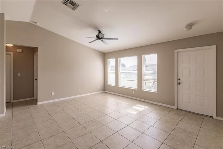 1502 SE 8th  PL, Cape Coral, FL 33990