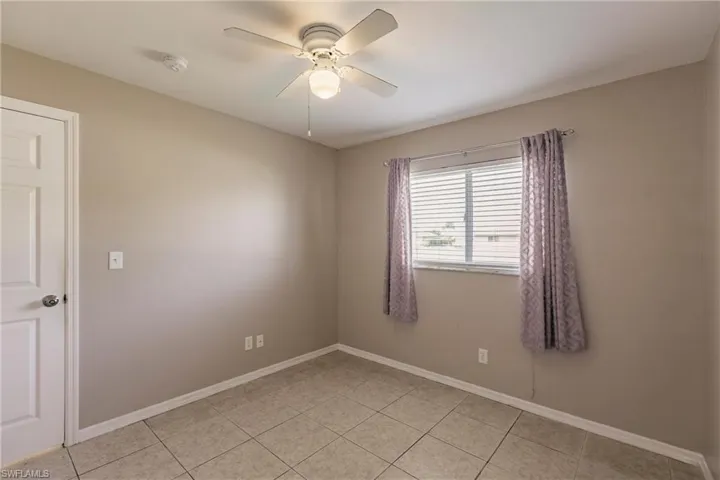 1502 SE 8th  PL, Cape Coral, FL 33990