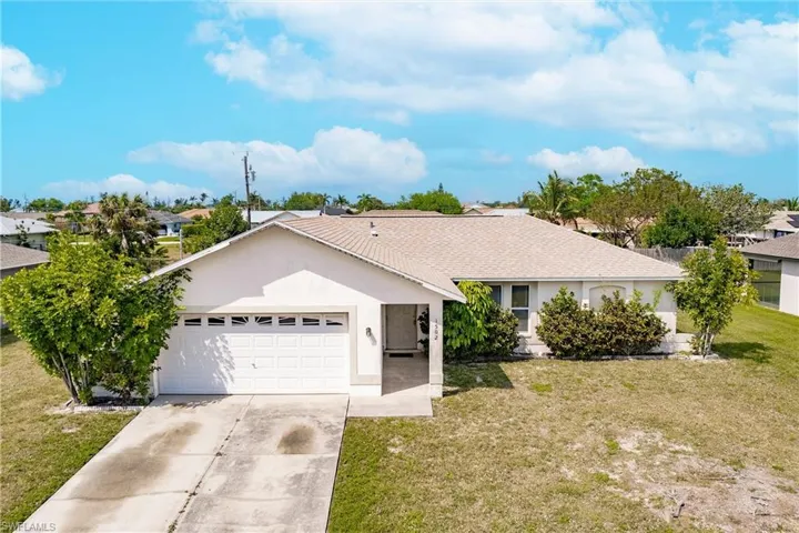 1502 SE 8th  PL, Cape Coral, FL 33990