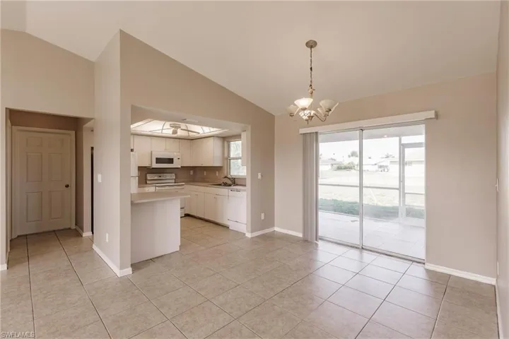 1502 SE 8th  PL, Cape Coral, FL 33990