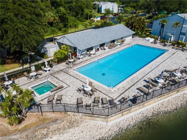 4641  Lakeside Club  BLVD, Fort Myers, FL 33905