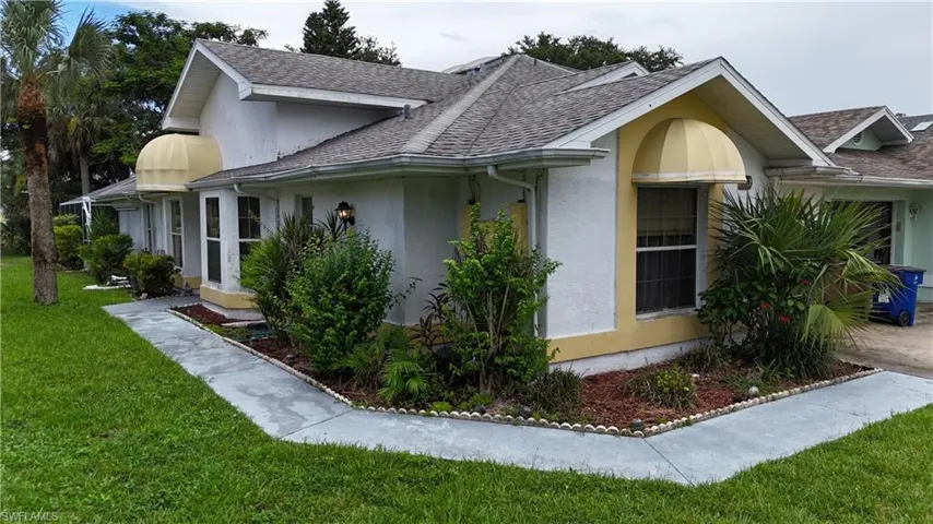 1921 Golfside Village Dr, Lehigh Acres, Florida 33936