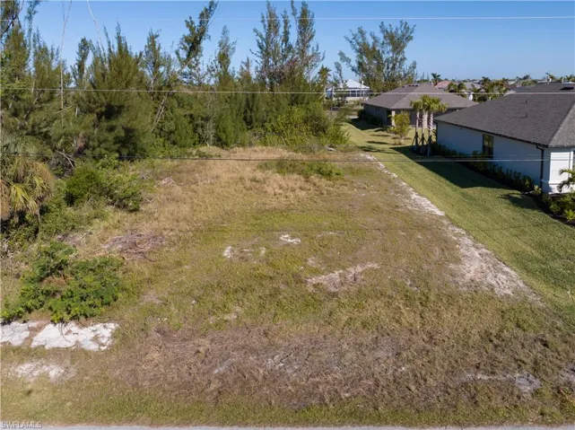 3805 Sw 3rd St, Cape Coral, Florida 33991