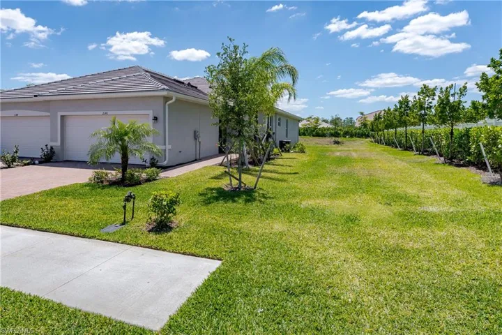 2140 Dragonfruit Way, Naples, Florida 34120