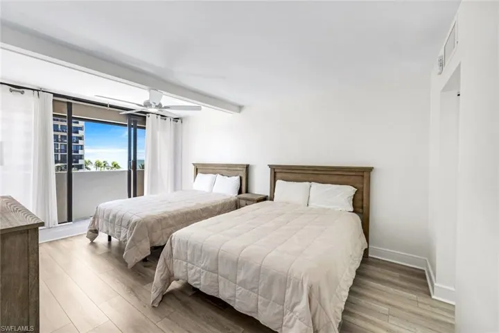 4005 Gulf Shore Blvd N # 404, Naples Fl 34103