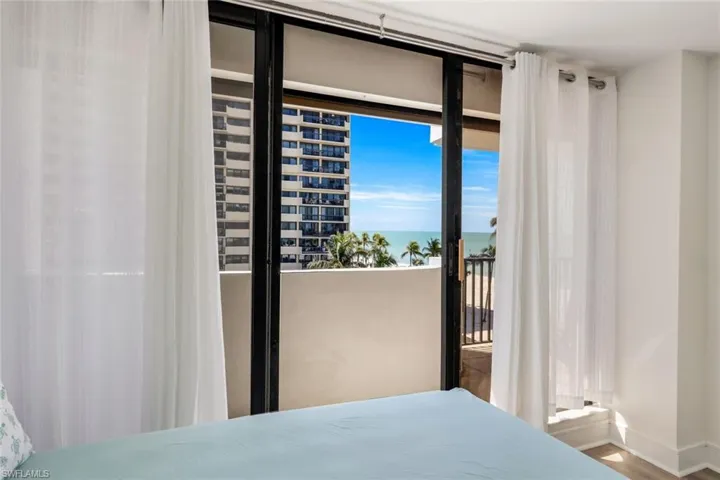 4005 Gulf Shore Blvd N # 404, Naples Fl 34103