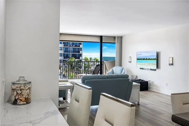 4005 Gulf Shore Blvd N # 404, Naples Fl 34103