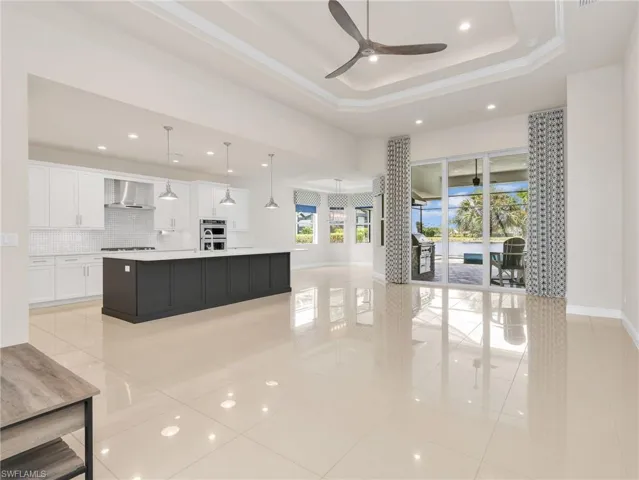 8893 Redonda Dr, Naples, Florida 34114