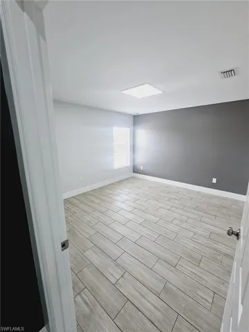 606 Sw 8th Pl, Cape Coral, Florida 33991
