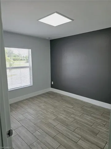 606 Sw 8th Pl, Cape Coral, Florida 33991