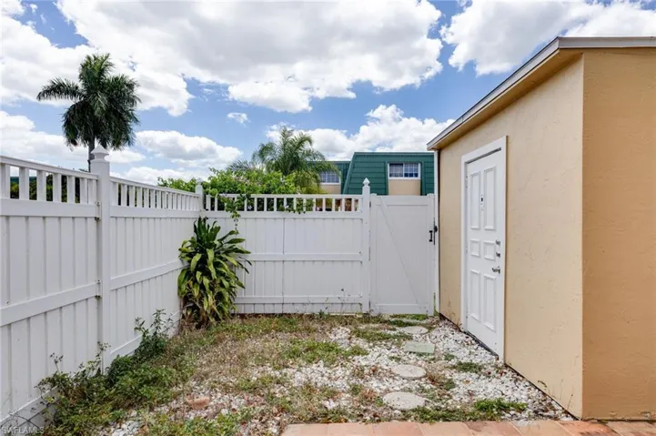 4811  Sunfish  CT, Fort Myers, FL 33919