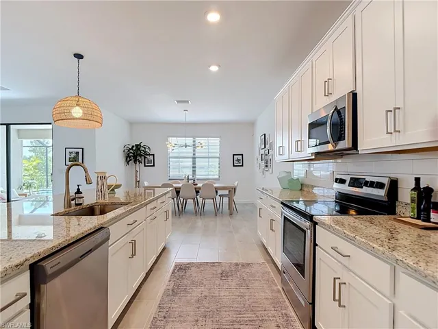 11361 Timber Creek Dr, Fort Myers, Florida 33913