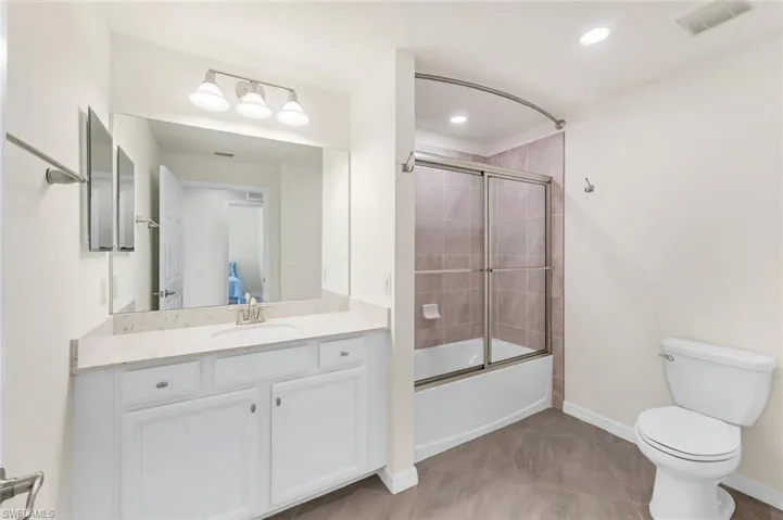 Guest bath features a shower/tub combo for the grandkids!