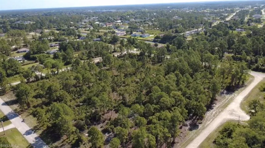 827 Ontario Ave S, Lehigh Acres, Florida 33974