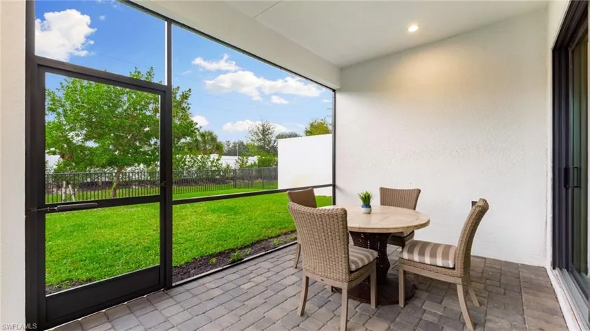 Enjoy your screened-In Lanai!