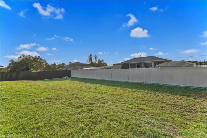 4211  27th SW ST, LEHIGH ACRES, FL 33976