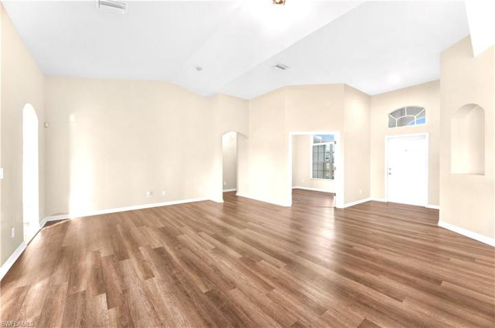 4211  27th SW ST, LEHIGH ACRES, FL 33976