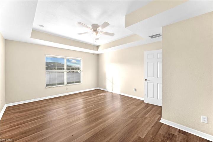 4211  27th SW ST, LEHIGH ACRES, FL 33976