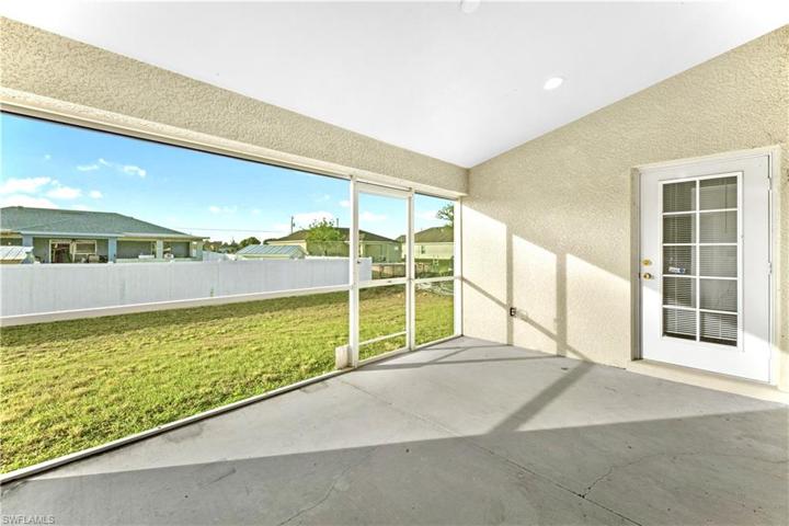 4211  27th SW ST, LEHIGH ACRES, FL 33976