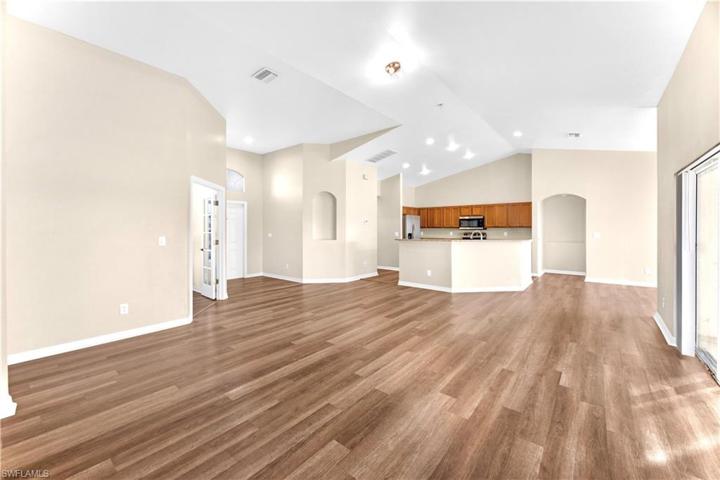 4211  27th SW ST, LEHIGH ACRES, FL 33976