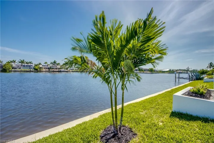 4241 Nw 26th St, Cape Coral, Florida 33993