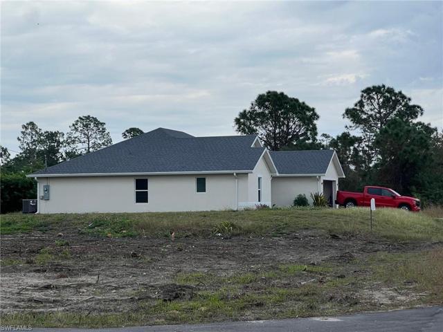 204 W 9th ST, LEHIGH ACRES FL 33972