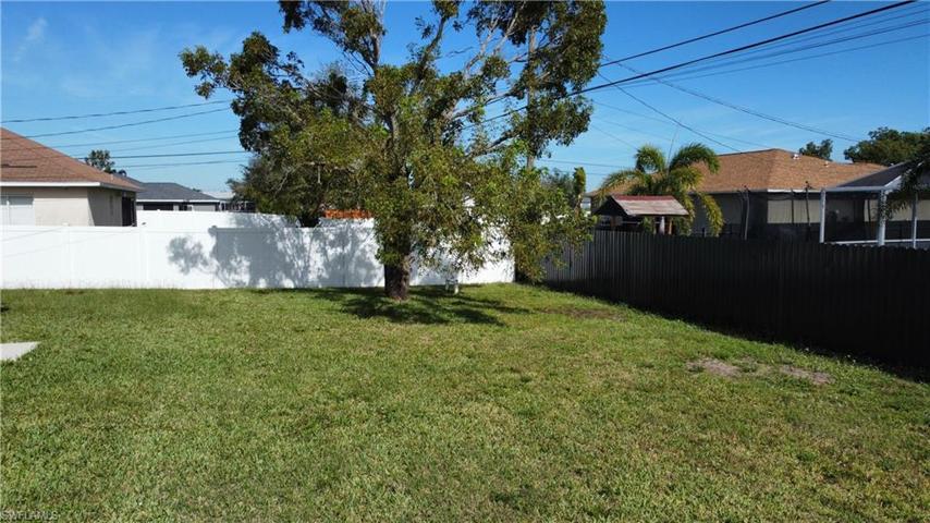 1327 NE 16th  PL, CAPE CORAL, FL 33909