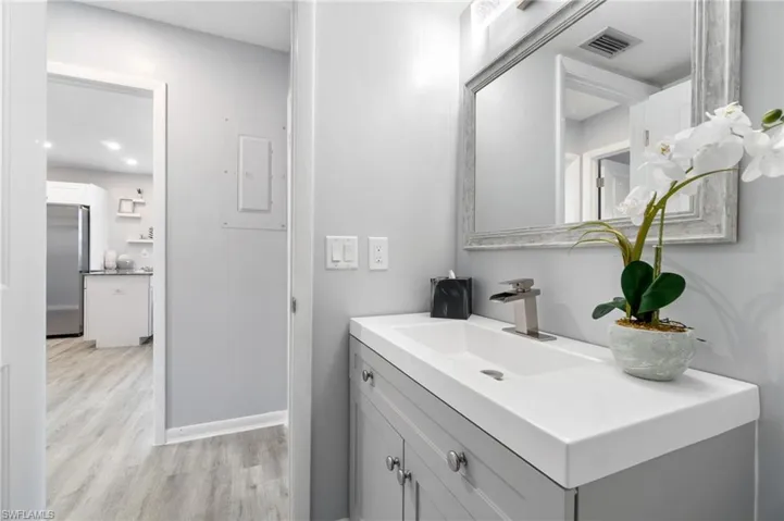 5635  Rattlesnake Hammock  RD, Naples, FL 34113