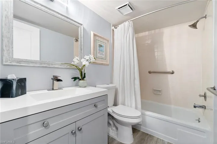 5635  Rattlesnake Hammock  RD, Naples, FL 34113