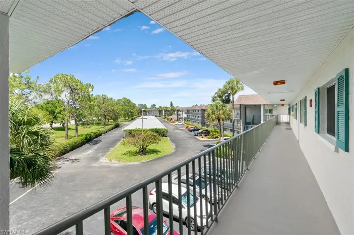 5635  Rattlesnake Hammock  RD, Naples, FL 34113