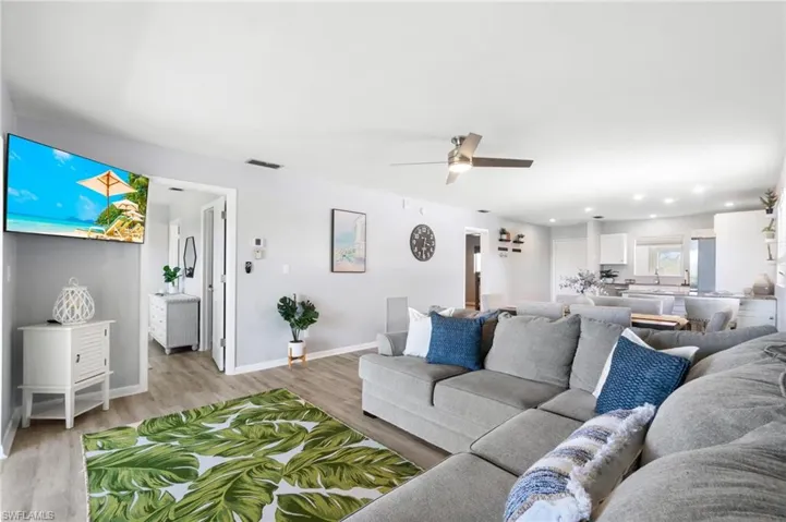 5635  Rattlesnake Hammock  RD, Naples, FL 34113