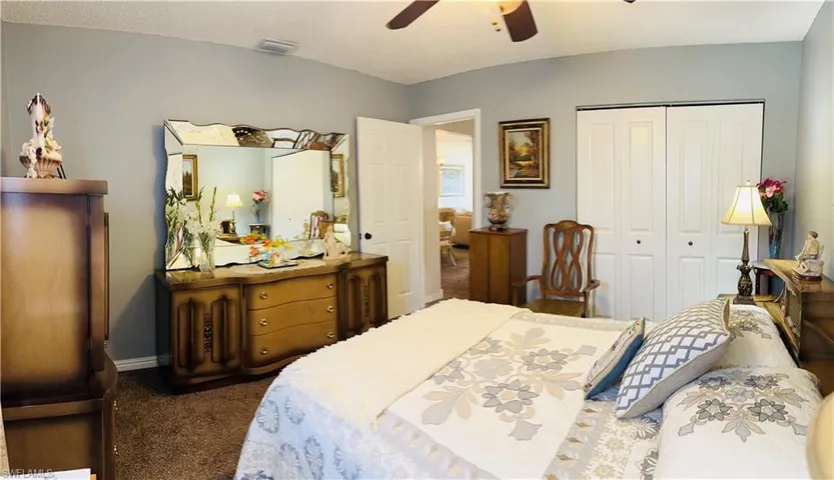 7055  New Post  DR, North Fort Myers, FL 33917