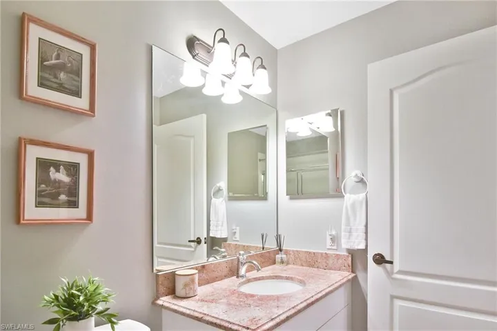 8076 Queen Palm Ln 412, Fort Myers, Florida 33966