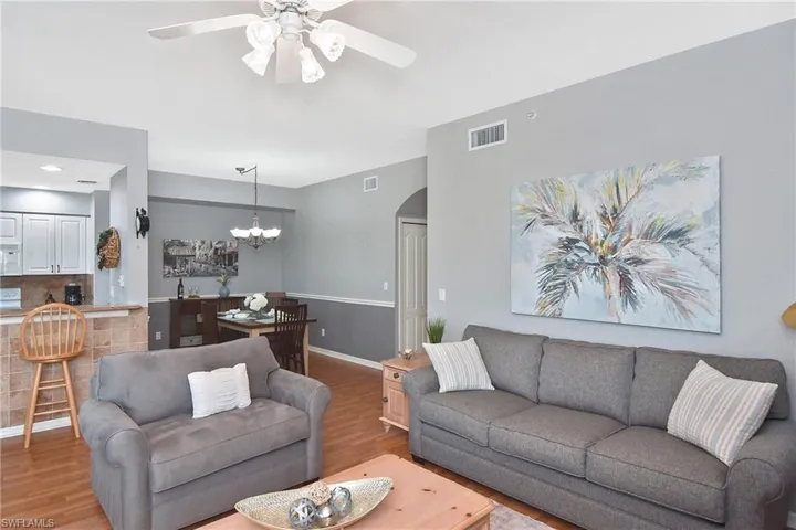 8076 Queen Palm Ln 412, Fort Myers, Florida 33966