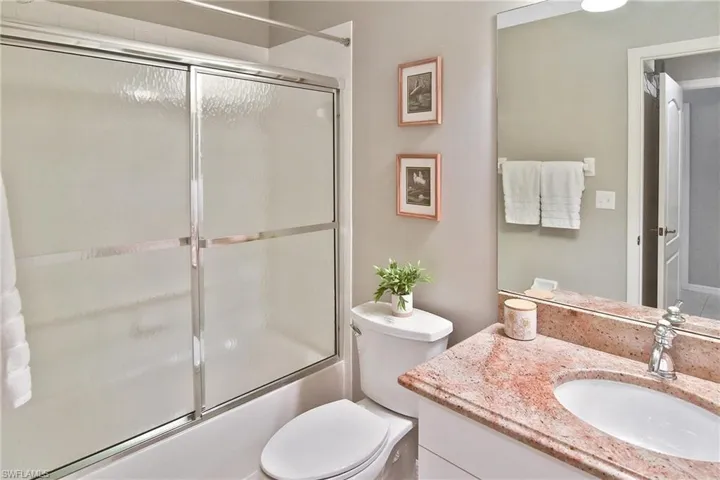 8076 Queen Palm Ln 412, Fort Myers, Florida 33966