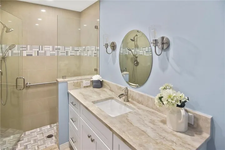 8076 Queen Palm Ln 412, Fort Myers, Florida 33966