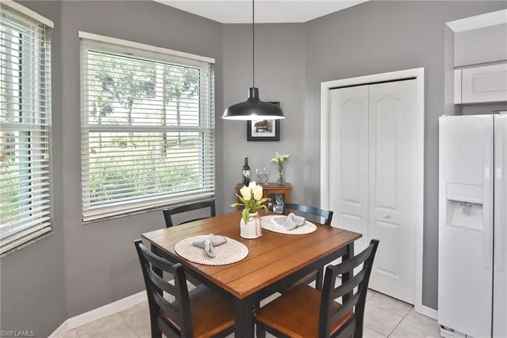 8076 Queen Palm Ln 412, Fort Myers, Florida 33966