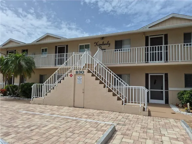 830 Sw 48th Ter 3, Cape Coral, Florida 33914
