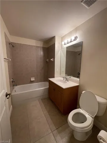 2913 Tuscan Dr 102, Cape Coral, Florida 33909