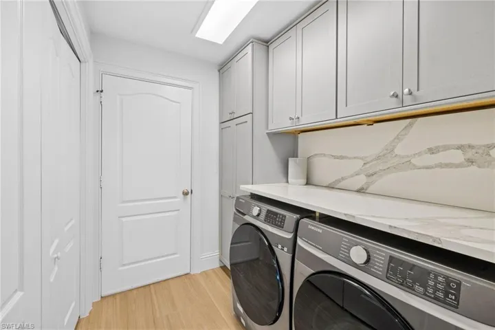 914 Marble Dr, Naples Fl 34104